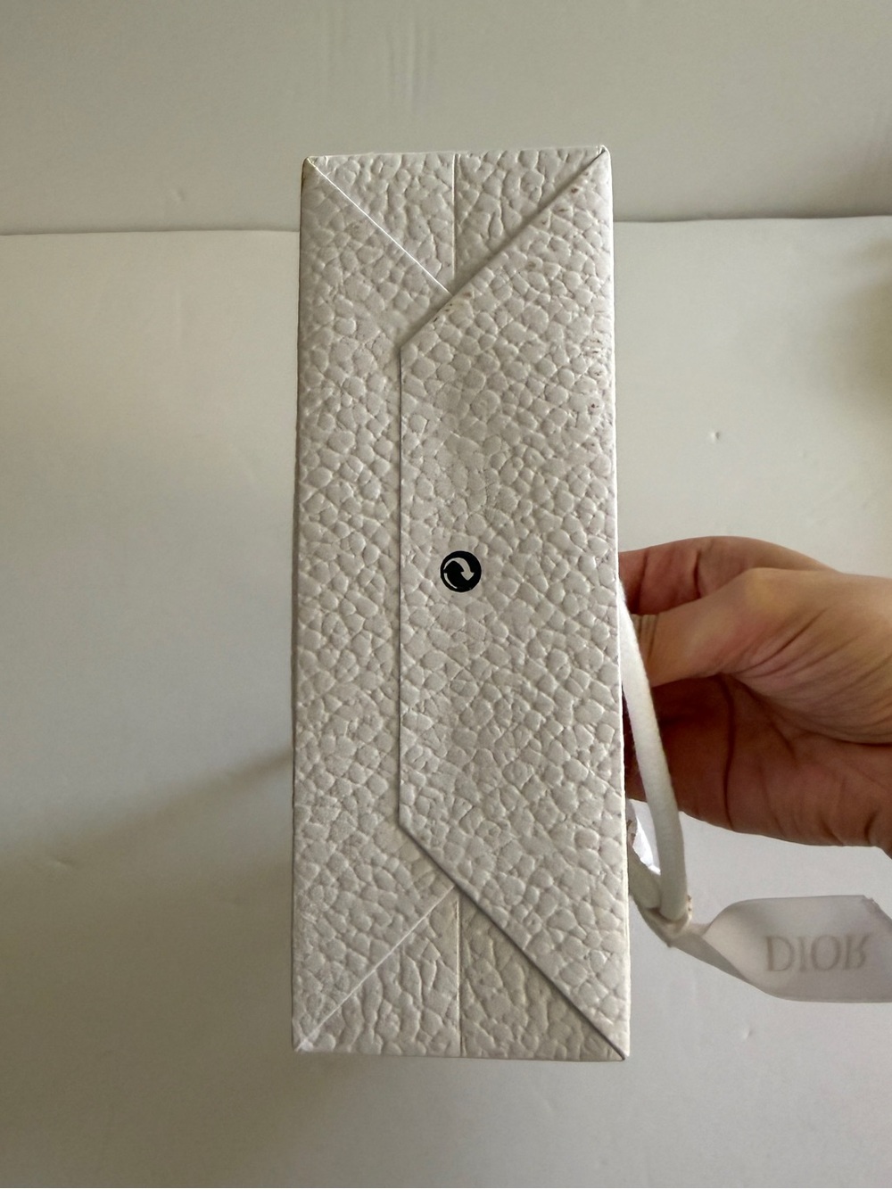 Dior White Mini Shopping Bag with Black Logo - Picture 4 of 7